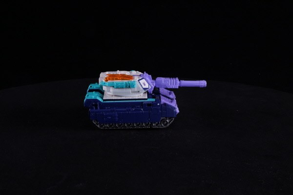 January Legends Series Official Photos   LG58 Clone Bots, LG59 Blitzwing, LG60 Overlord 030 (30 of 121)